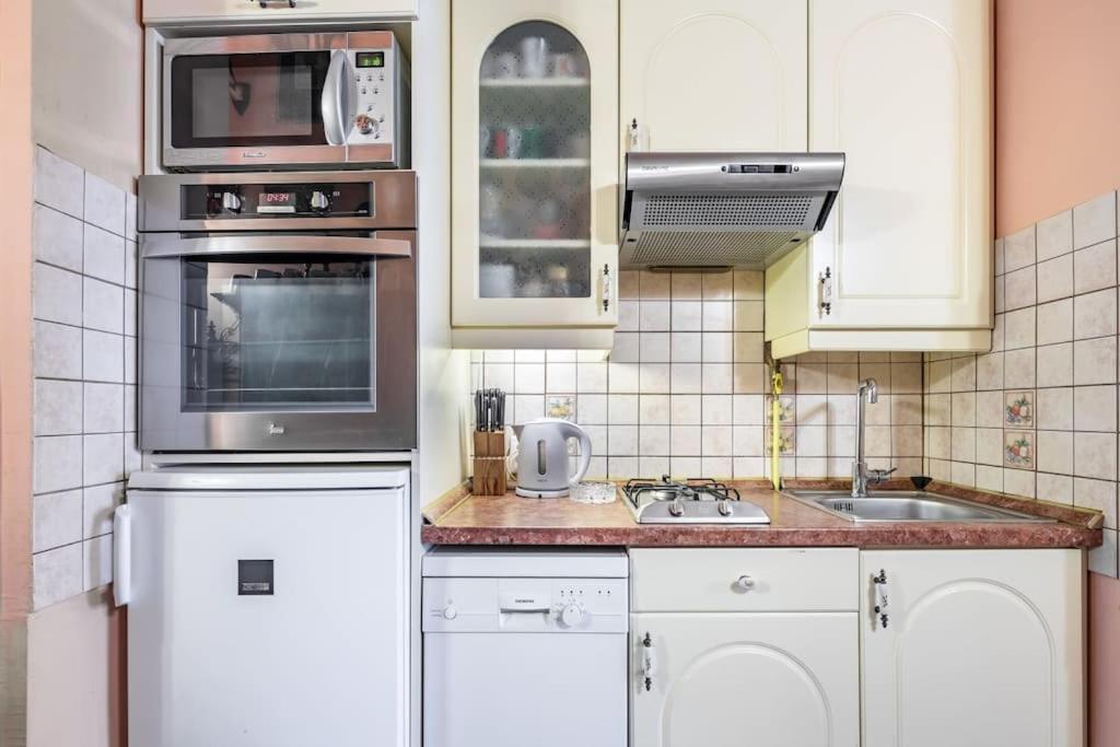 Jozsef-Corvin Central Budapest Ngoại thất bức ảnh